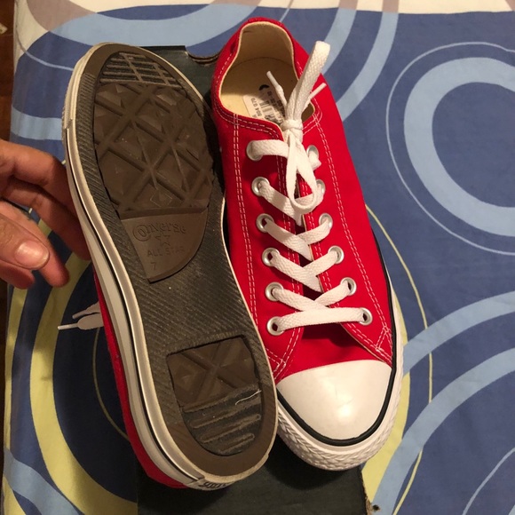 Converse - Picture 2 of 2